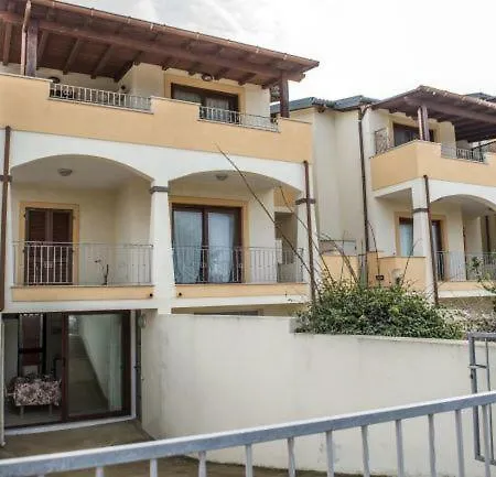 Settemmezzu - Lu Bagnu Apartment *