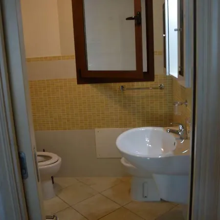 Settemmezzu - Lu Bagnu Apartment *